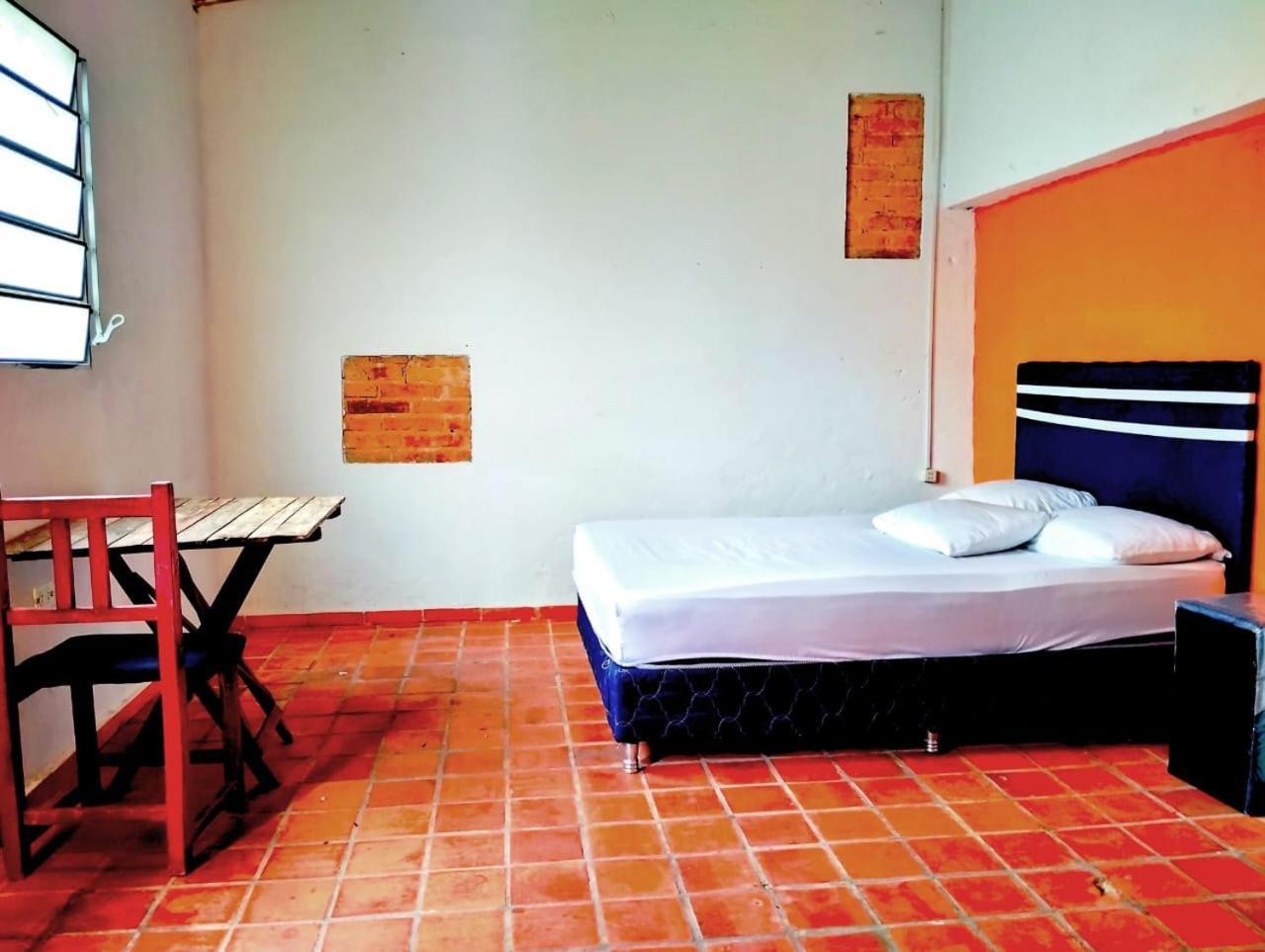 Mediterraneo Youth Hostel アスンシオン エクステリア 写真